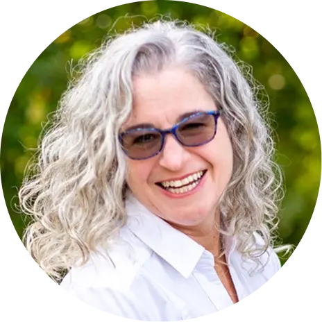 Small headshot of Lisa Cooperman smiling